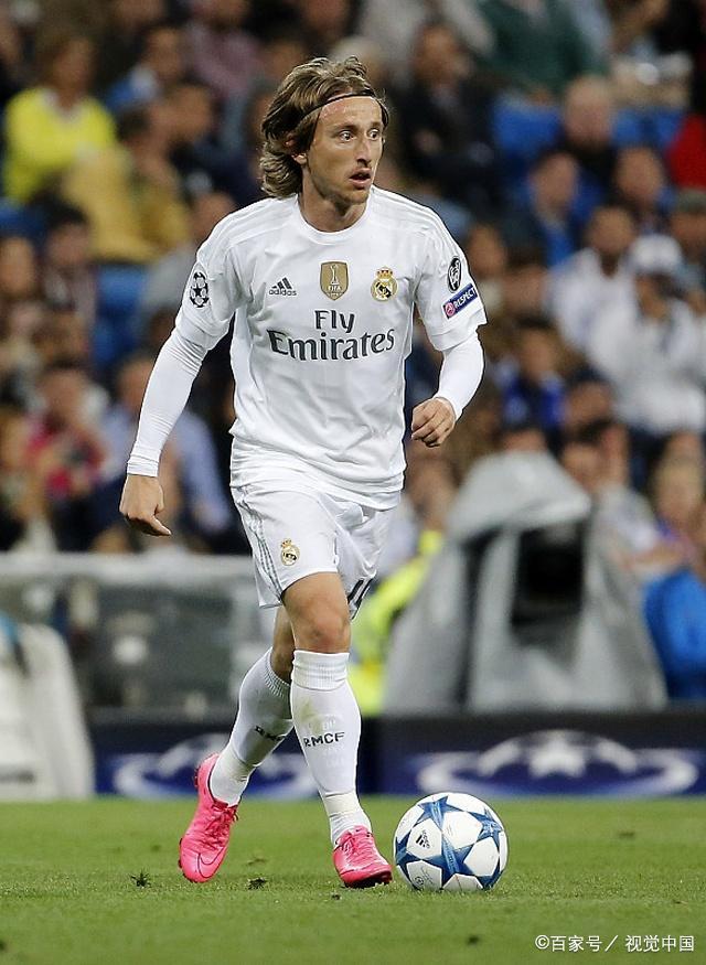 塞内加尔主帅：帕普-萨尔被撞了一下不太舒服，但不是大问题