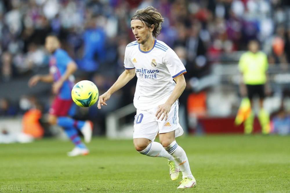 C罗在世界杯踢南美球队0进球0助攻！梅西踢欧洲是6进球6助攻！